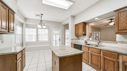 Houston 1-story, 4-bed 7531 Basswood Forest Court-idx