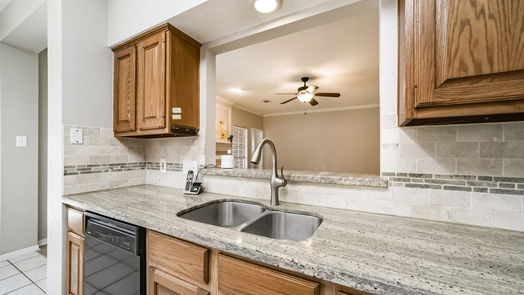 Houston 1-story, 4-bed 7531 Basswood Forest Court-idx
