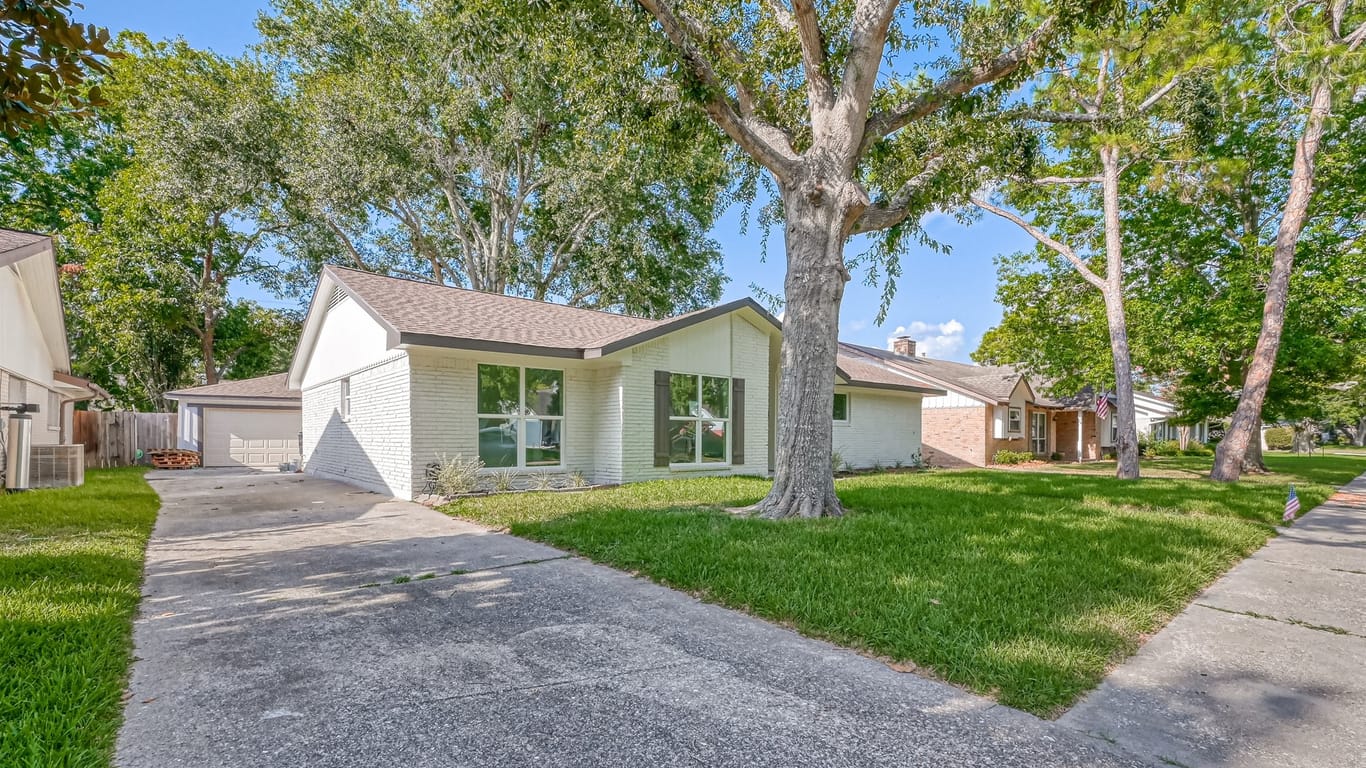 Houston 1-story, 3-bed 6210 Paisley Street-idx