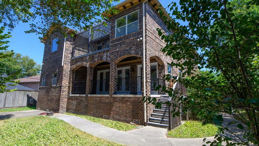 Houston 2-story, 5-bed 9714 Braesmont Drive-idx