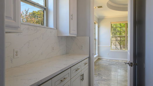 Houston 2-story, 5-bed 9714 Braesmont Drive-idx