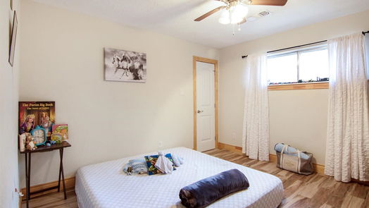 Houston 1-story, 4-bed 5803 Queensloch Drive-idx