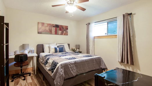 Houston 1-story, 4-bed 5803 Queensloch Drive-idx