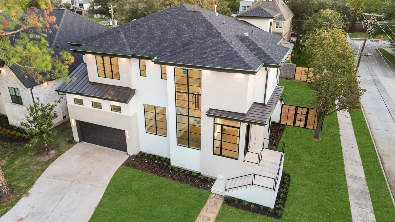 Houston 2-story, 5-bed 4943 Dumfries Drive-idx