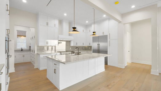 Houston 2-story, 5-bed 4943 Dumfries Drive-idx