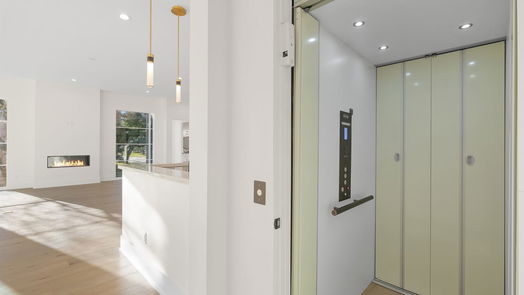 Houston 2-story, 5-bed 4943 Dumfries Drive-idx