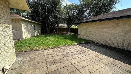 Houston 1-story, 3-bed 5850 Paisley Street-idx