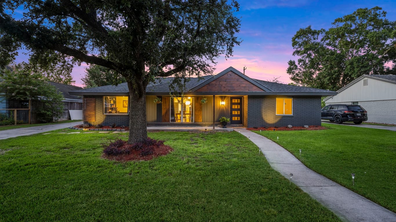 Houston 1-story, 3-bed 5238 Willowbend Boulevard-idx