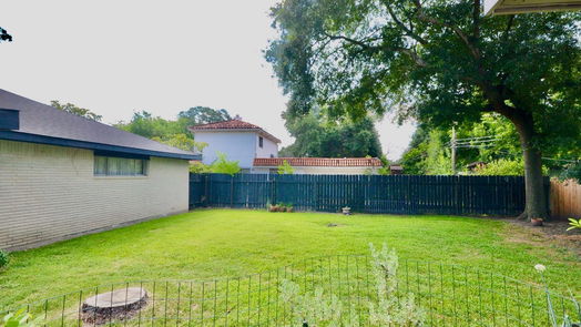 Houston 1-story, 4-bed 5855 S Braeswood Boulevard-idx