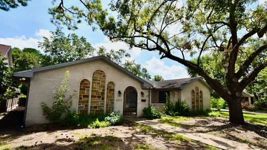 Houston 1-story, 4-bed 6222 Braesheather Circle-idx