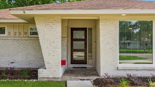 Houston 1-story, 3-bed 5259 Willowbend Boulevard-idx