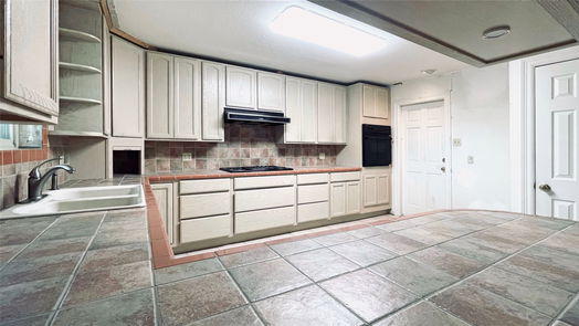 Houston 2-story, 4-bed 6010 Rutherglenn Drive-idx