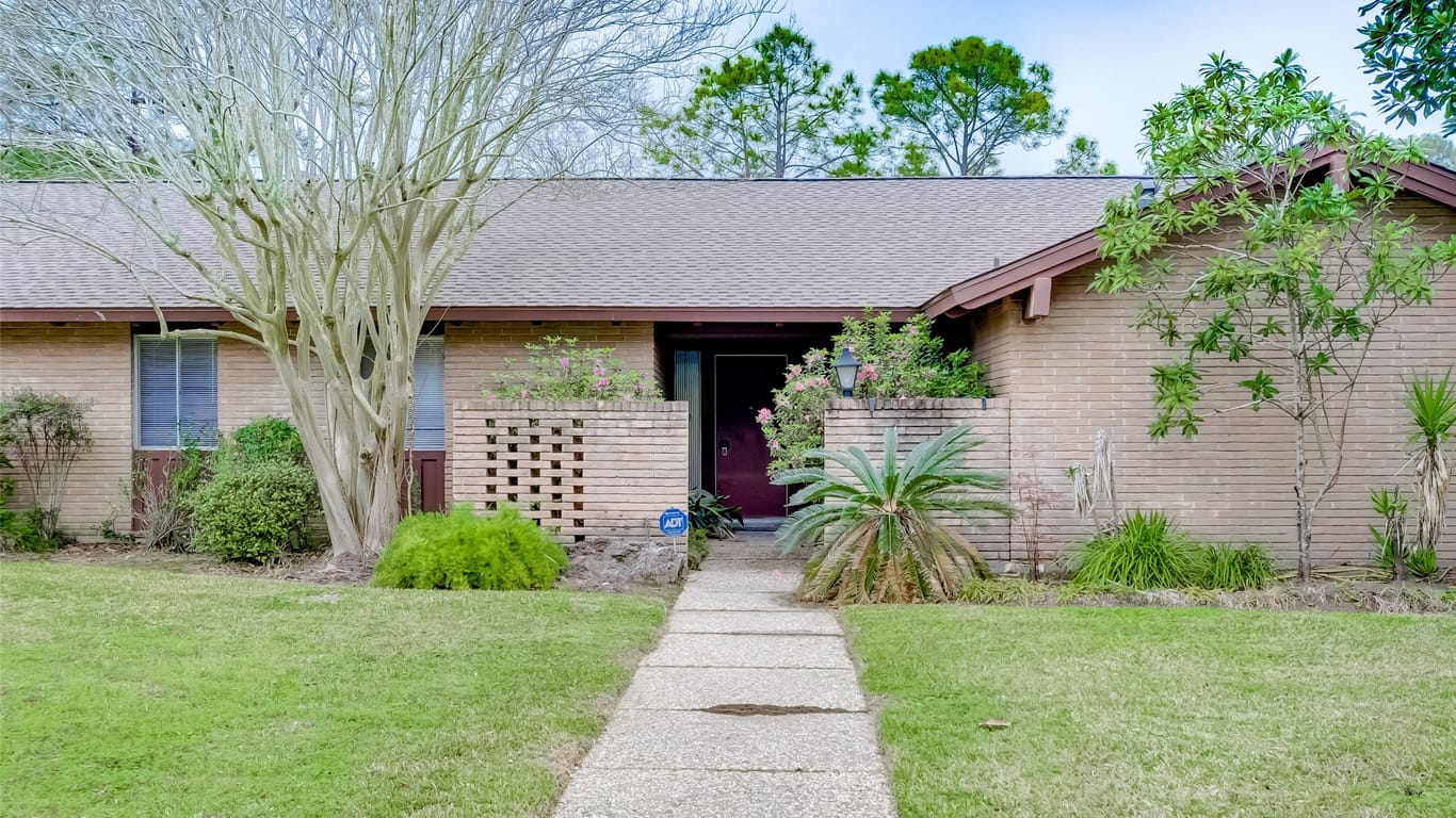 Houston 1-story, 4-bed 5246 Braesvalley Drive-idx