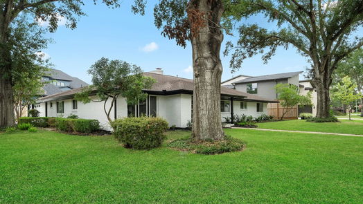 Houston 1-story, 5-bed 5050 Glenmeadow Drive-idx