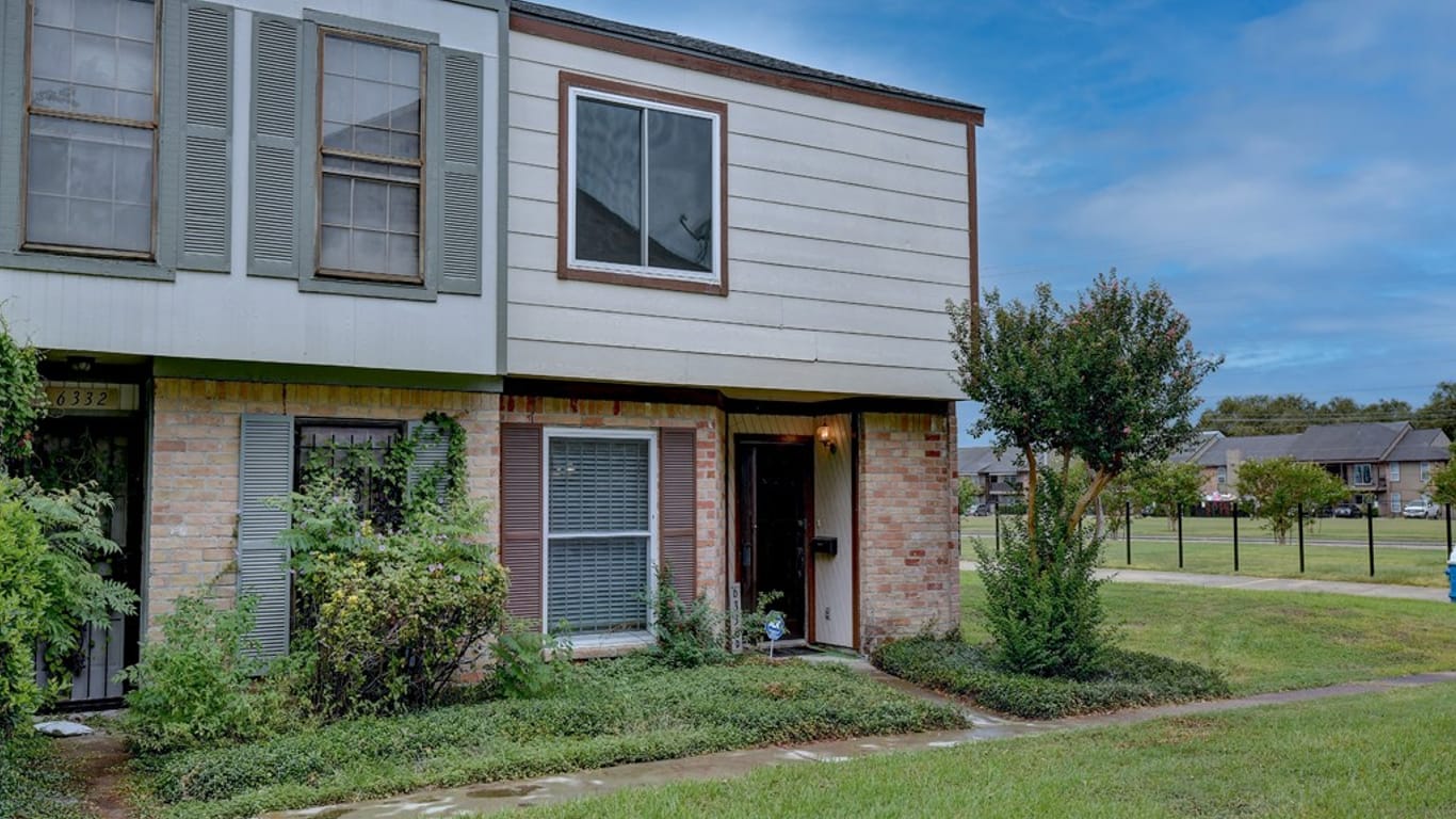 Houston 2-story, 2-bed 6330 Creekbend Drive D-idx