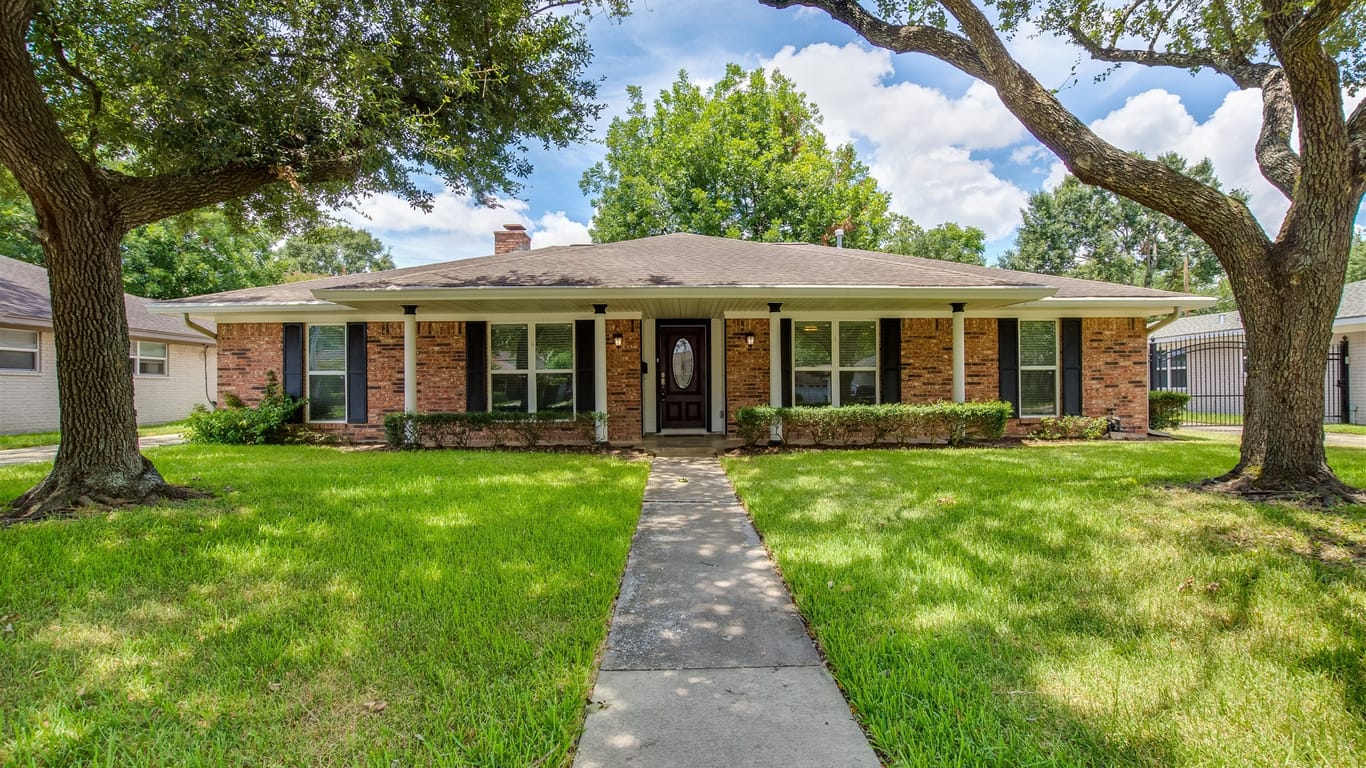 Houston 1-story, 4-bed 6130 Yarwell Drive-idx