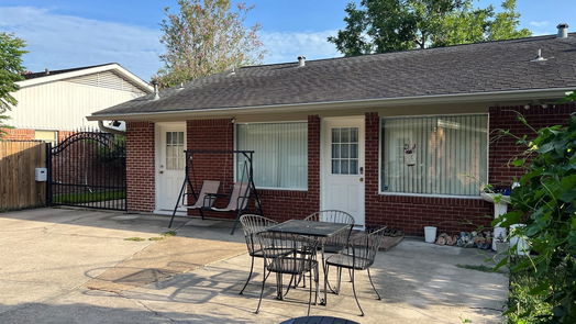 Houston 1-story, 3-bed 5303 Maple Street-idx