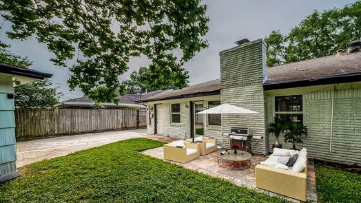 Houston 1-story, 4-bed 6235 Dumfries Drive-idx