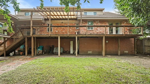 Houston 2-story, 6-bed 9703 Oasis Drive-idx