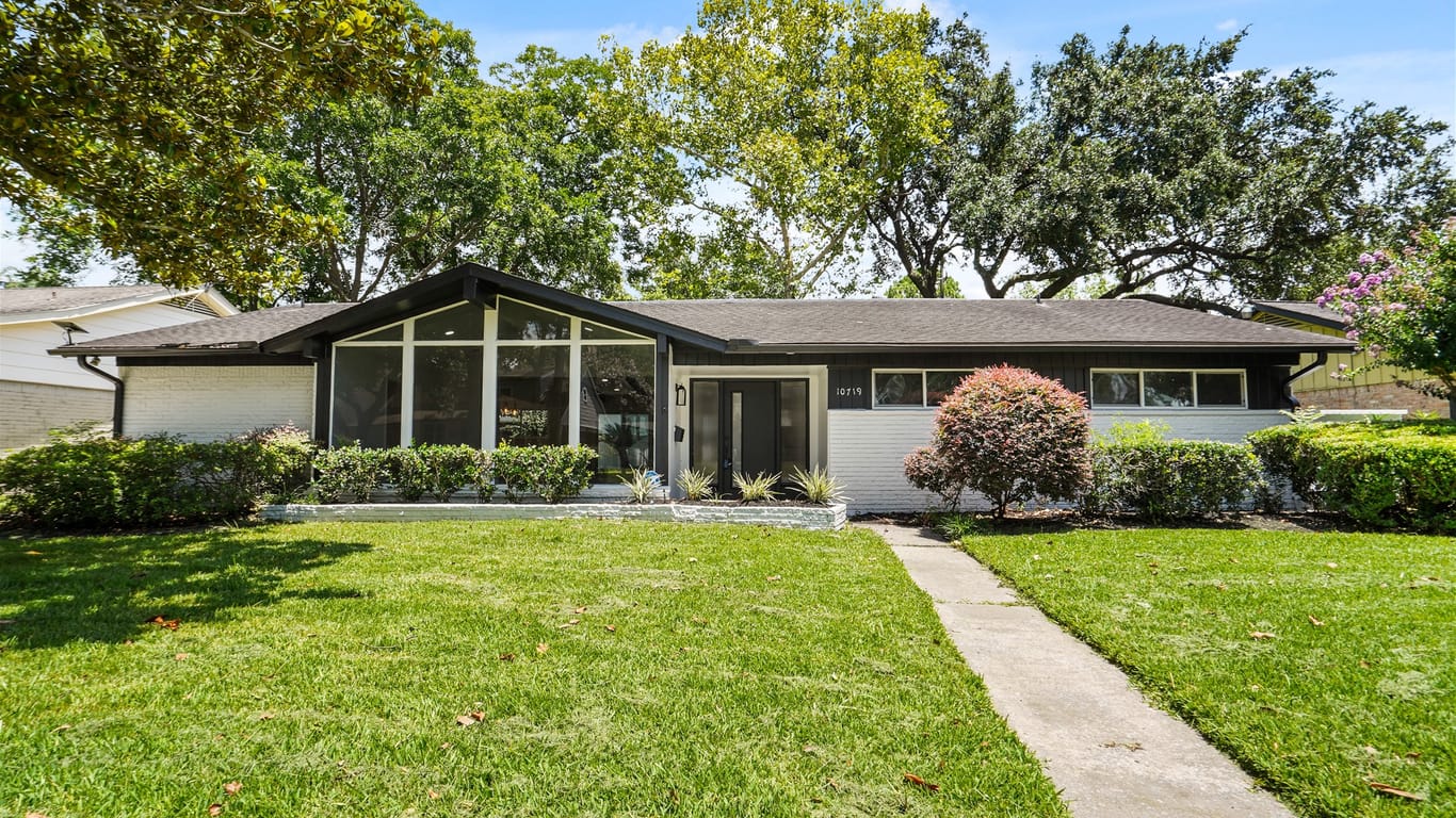 Houston 1-story, 4-bed 10719 Landsdowne Drive-idx