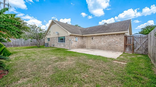 Houston 1-story, 3-bed 10830 Bob White Drive-idx