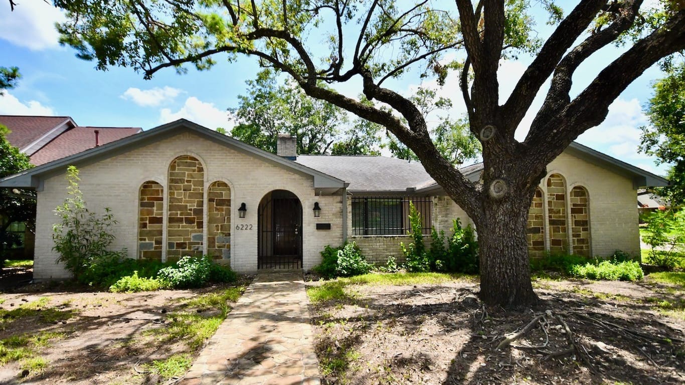 Houston 1-story, 4-bed 6222 Braesheather Circle-idx