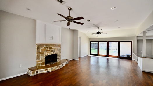 Houston 1-story, 4-bed 6222 Braesheather Circle-idx