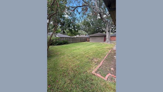 Houston 1-story, 3-bed 5451 Darnell Street-idx