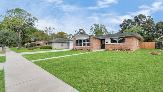 Houston 1-story, 3-bed 5434 Creekbend Drive-idx