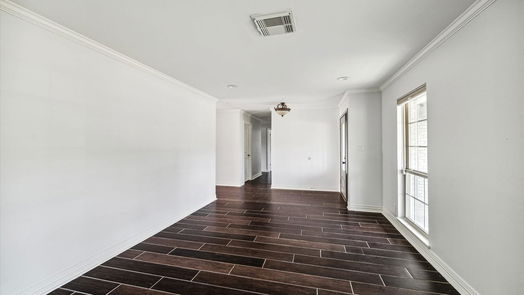 Houston null-story, 3-bed 4934 Valkeith Drive-idx