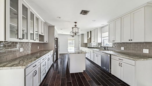 Houston null-story, 3-bed 4934 Valkeith Drive-idx