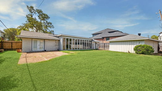 Houston null-story, 3-bed 4934 Valkeith Drive-idx