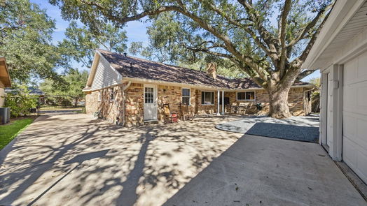 Houston 1-story, 3-bed 5647 Yarwell Drive-idx