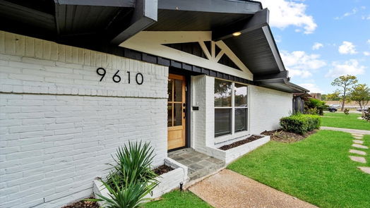 Houston 1-story, 3-bed 9610 Cliffwood Drive-idx