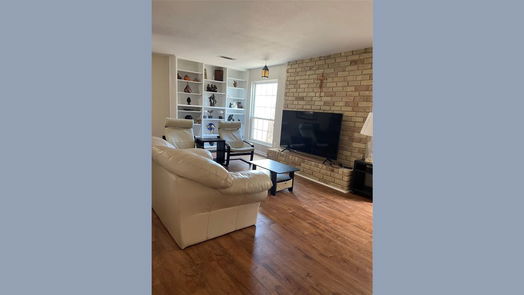 Houston 2-story, 3-bed 6309 Creekbend Drive 123-idx