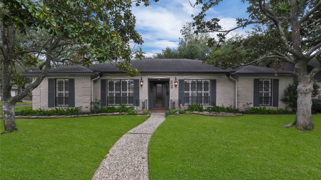 Houston null-story, 4-bed 6046 Yarwell Drive-idx