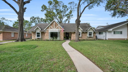 Houston null-story, 3-bed 4306 Woodvalley Drive-idx