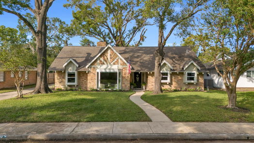 Houston null-story, 3-bed 4306 Woodvalley Drive-idx