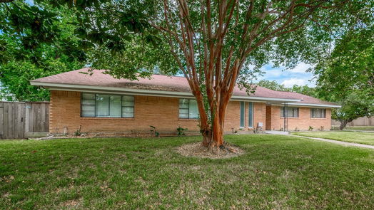 Houston null-story, 3-bed 4902 Wigton Drive-idx