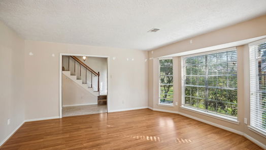 Houston 2-story, 4-bed 6202 Rollingbrook Drive-idx