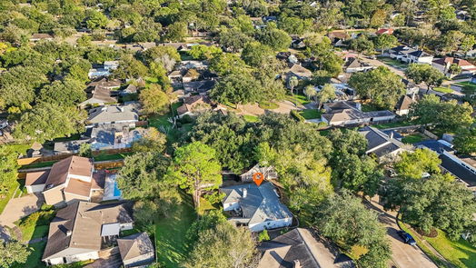 Houston 2-story, 4-bed 6202 Rollingbrook Drive-idx