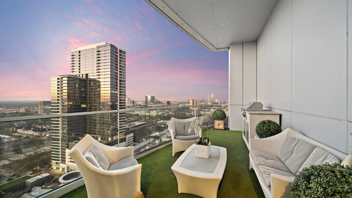 Houston null-story, 2-bed 2727 Kirby Drive 20B-idx