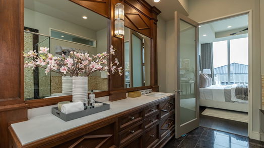 Houston null-story, 2-bed 2727 Kirby Drive 8D-idx