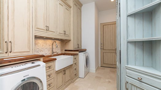 Houston null-story, 2-bed 2727 Kirby Drive 8D-idx