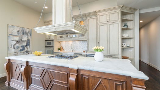 Houston null-story, 2-bed 2727 Kirby Drive 8D-idx