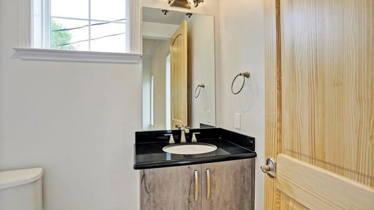 Houston 3-story, 3-bed 2303 Richton C-idx