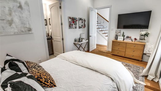 Houston 3-story, 3-bed 2303 Richton C-idx