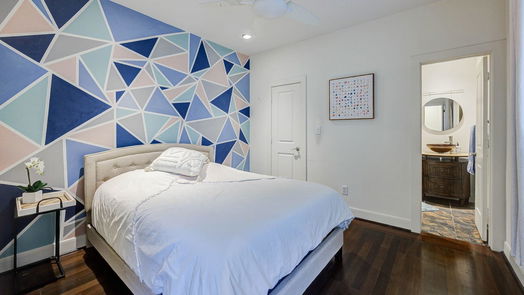 Houston 3-story, 3-bed 1821 W Main Street E-idx