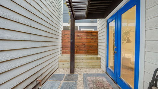 Houston 3-story, 3-bed 1821 W Main Street E-idx
