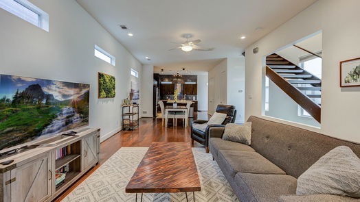 Houston 3-story, 3-bed 1821 W Main Street E-idx